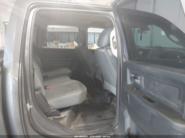 2018 RAM 1500 TRADESMAN  4X2 5'7 BOX