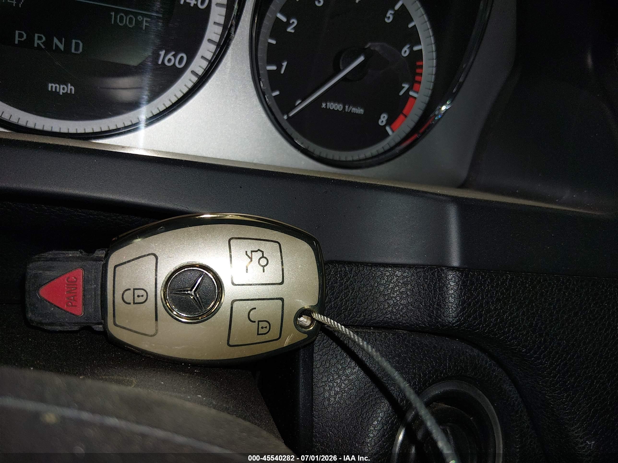 2011 MERCEDES-BENZ C 300 C300