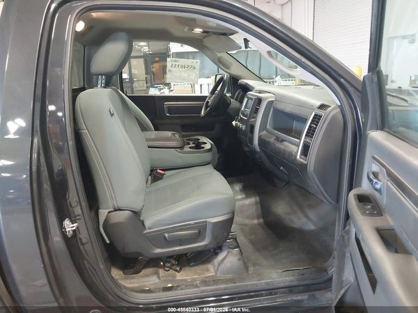 2018 RAM 1500 TRADESMAN  4X2 8' BOX