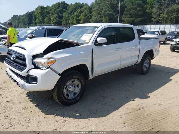 2016 TOYOTA TACOMA SR