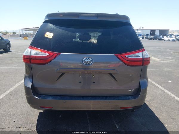 2017 TOYOTA SIENNA XLE 8 PASSENGER