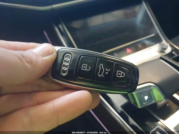 2023 AUDI A8