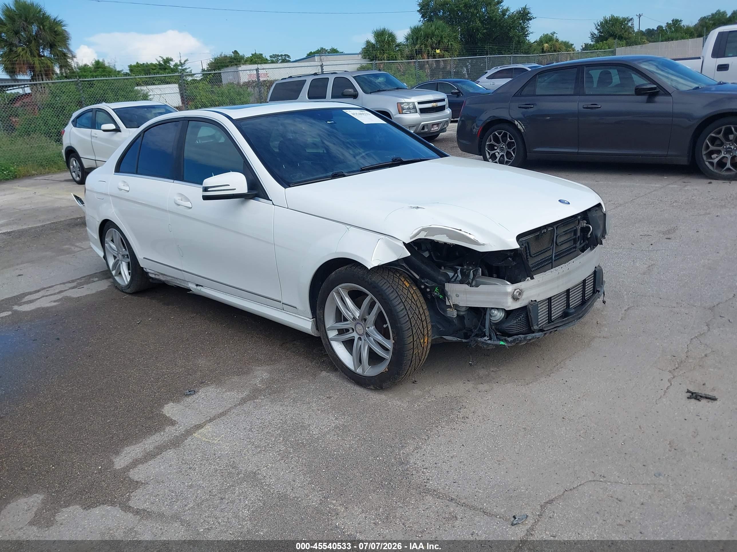 2014 MERCEDES-BENZ C 250 SPORT