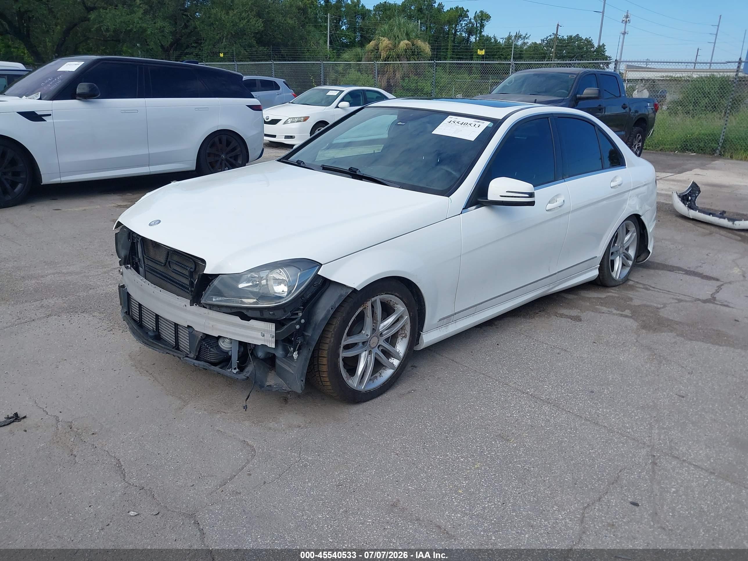2014 MERCEDES-BENZ C 250 SPORT