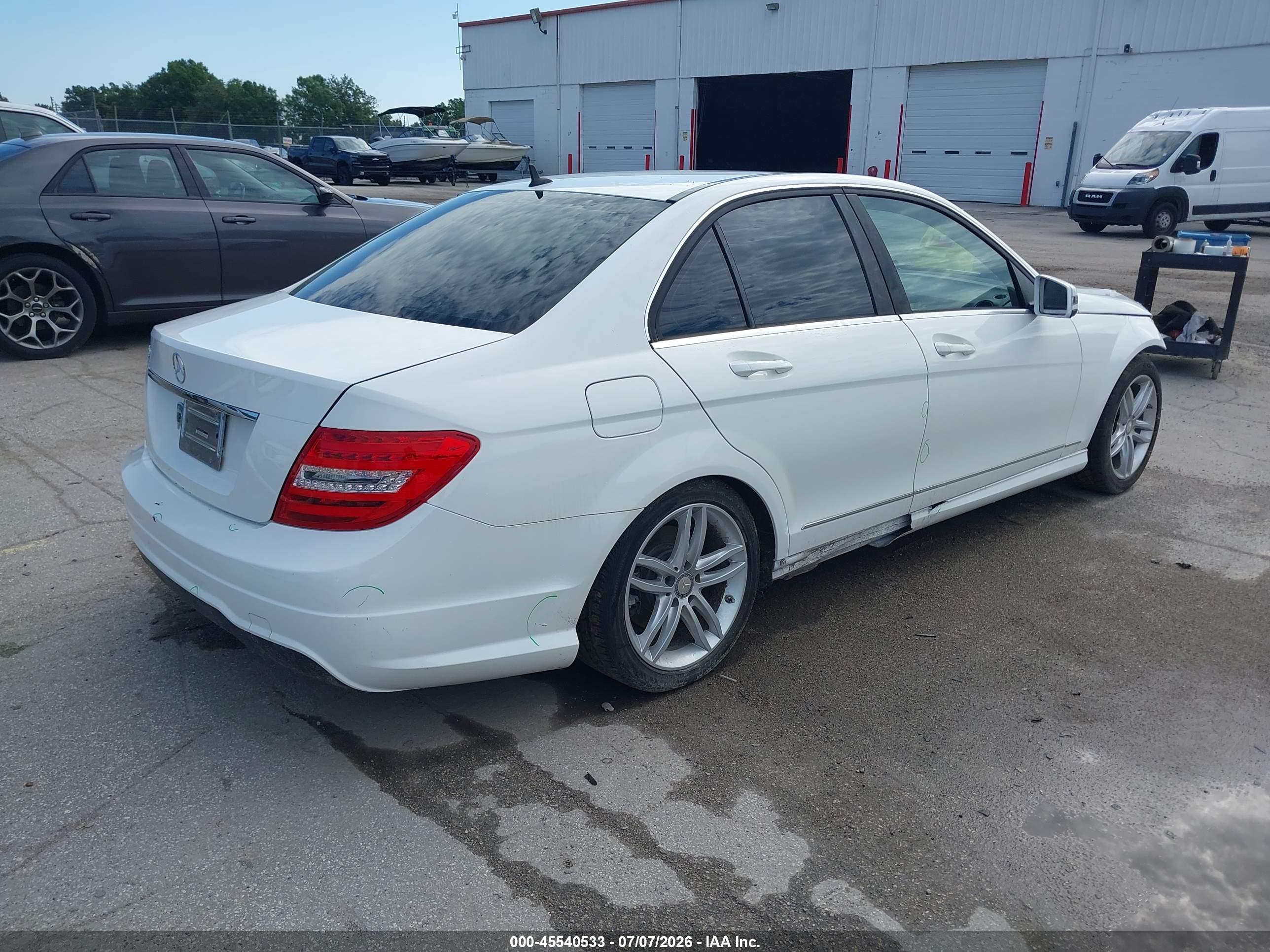 2014 MERCEDES-BENZ C 250 SPORT