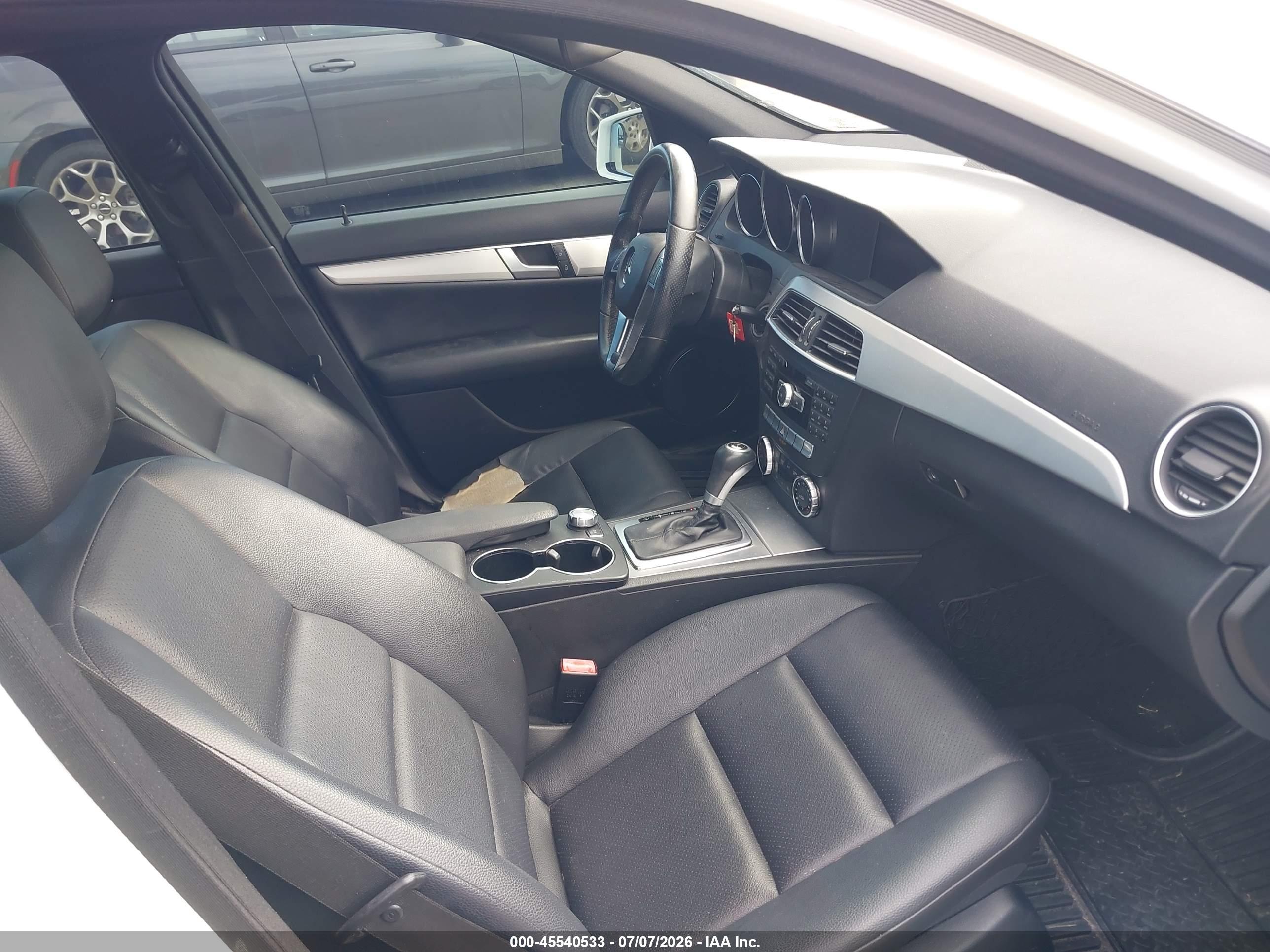 2014 MERCEDES-BENZ C 250 SPORT