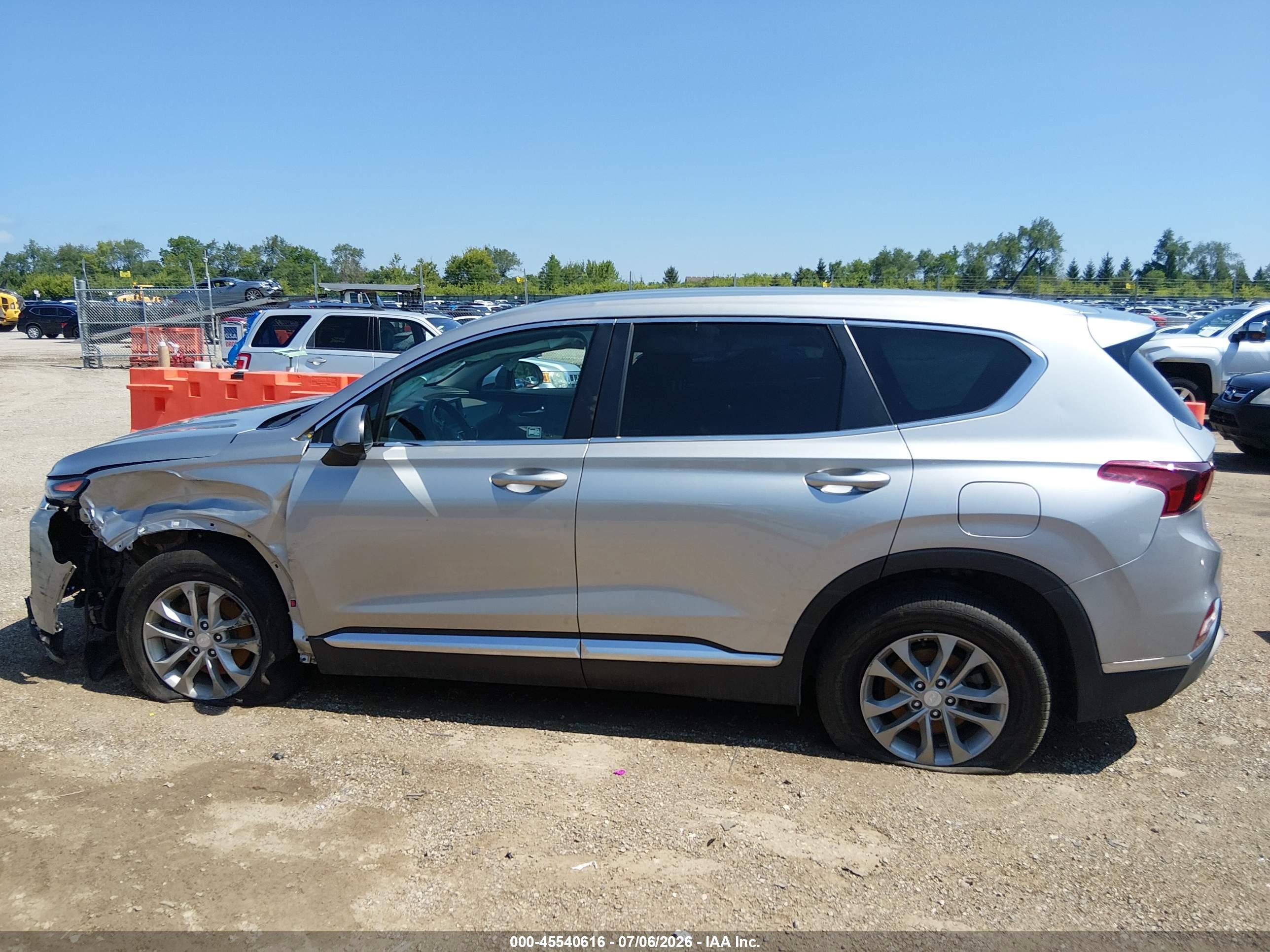 2020 HYUNDAI SANTA FE SE