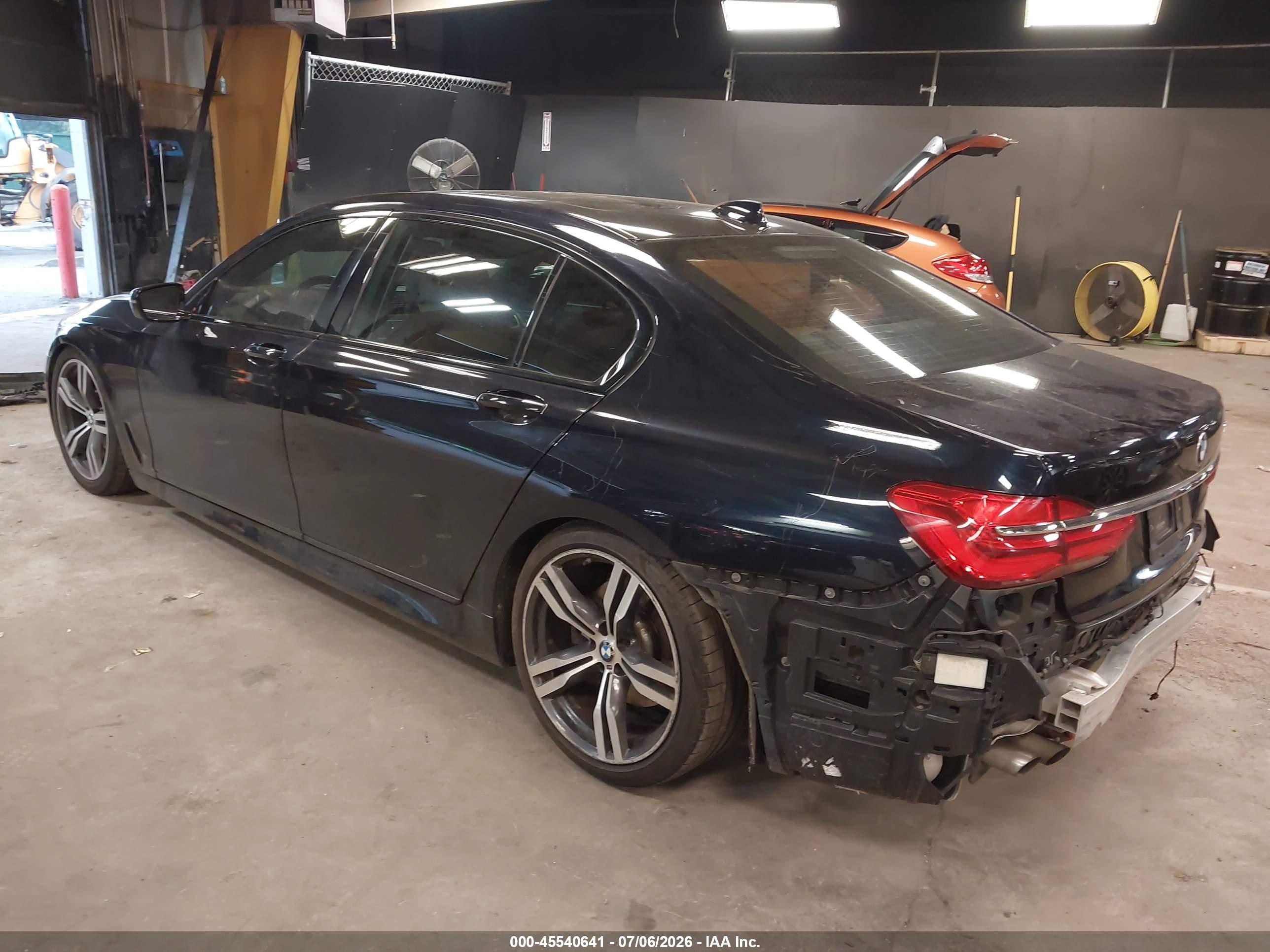 2019 BMW 750I