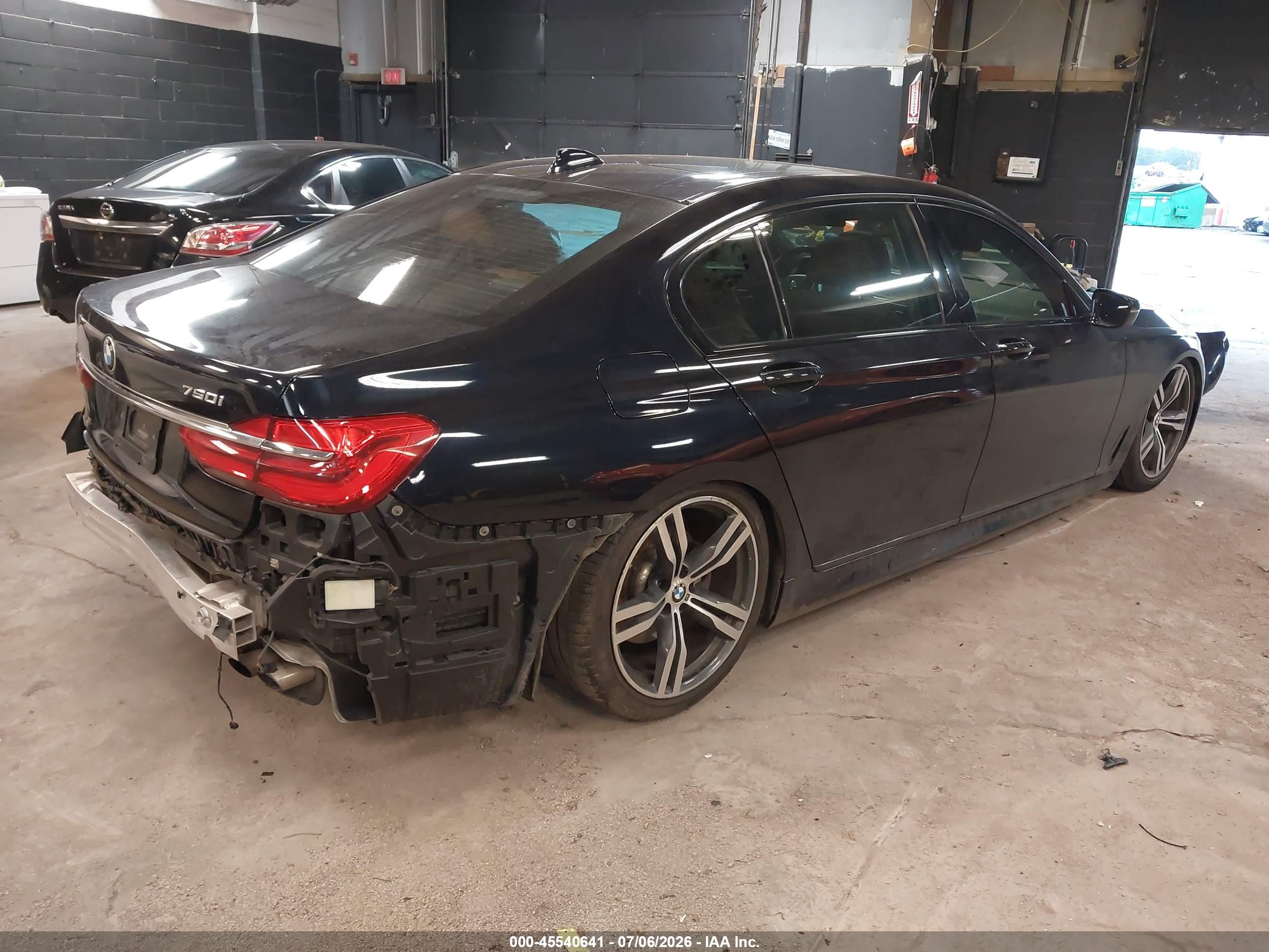 2019 BMW 750I