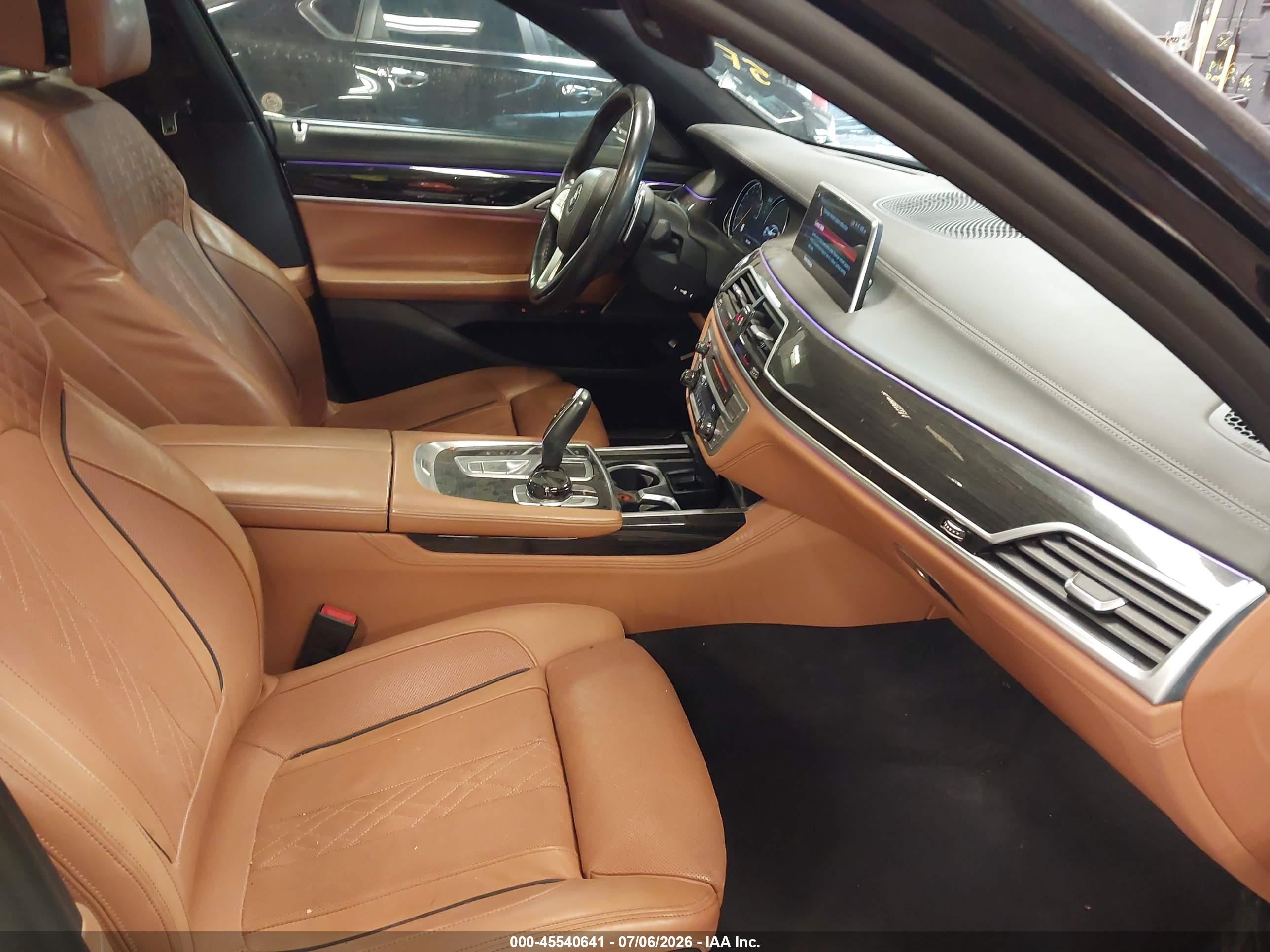 2019 BMW 750I