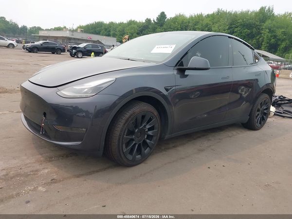 2024 TESLA MODEL Y