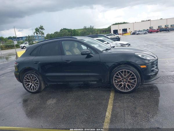 2020 PORSCHE MACAN