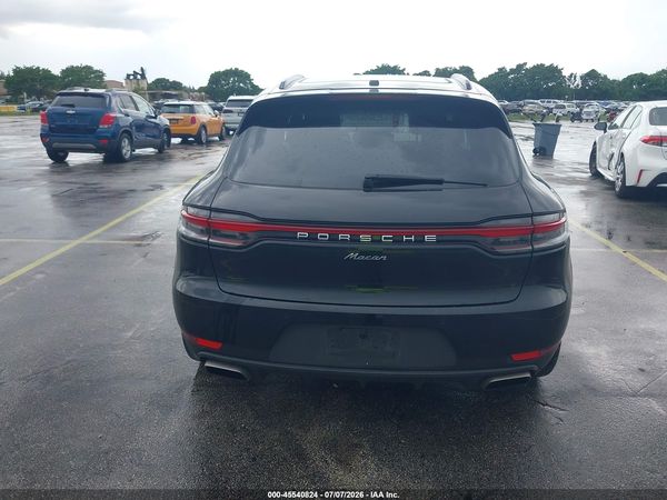 2020 PORSCHE MACAN
