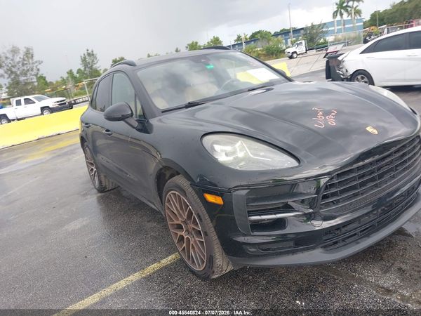 2020 PORSCHE MACAN