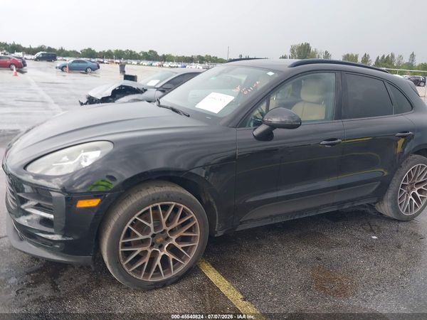 2020 PORSCHE MACAN