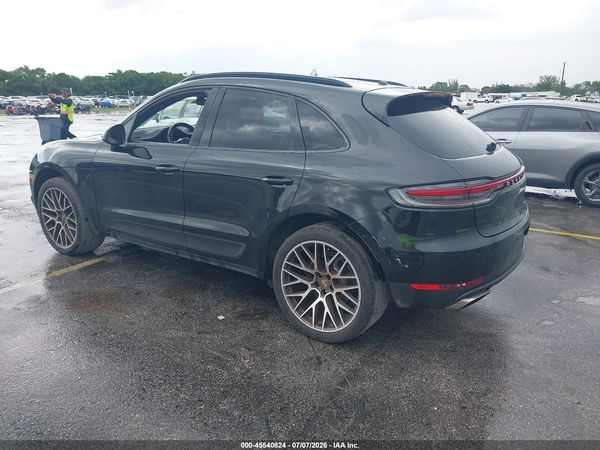 2020 PORSCHE MACAN