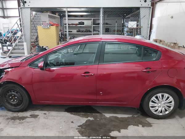 2016 KIA FORTE LX