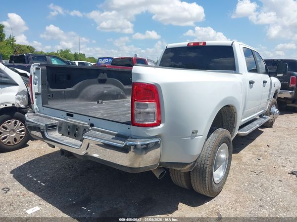 2024 RAM 3500 BIG HORN  4X4 8' BOX