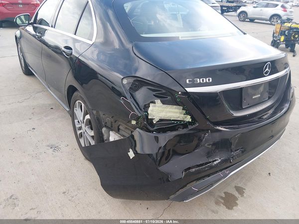 2016 MERCEDES-BENZ C 300 C300