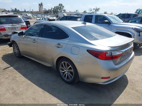 2016 LEXUS ES 300H