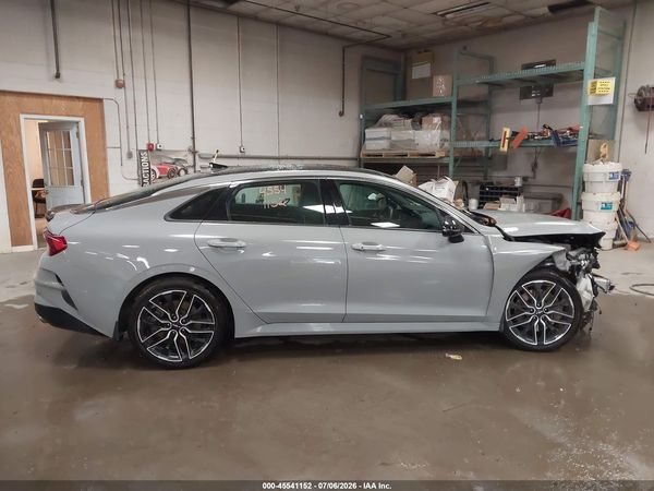2022 KIA K5 GT