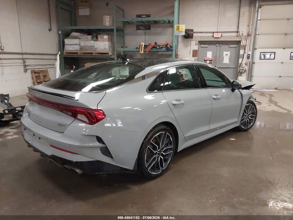 2022 KIA K5 GT