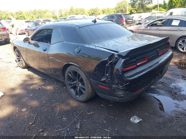 2016 DODGE CHALLENGER SXT