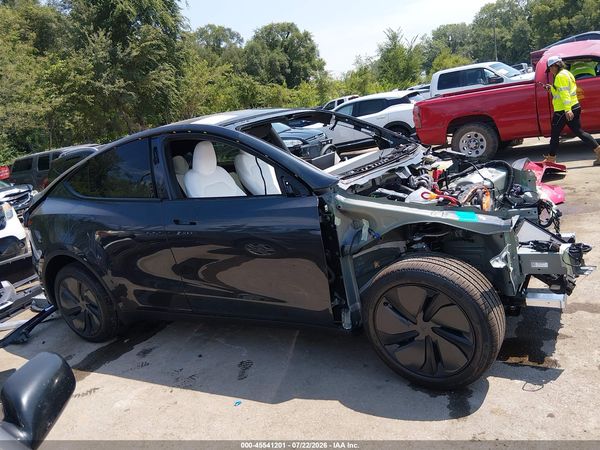 2026 TESLA MODEL Y