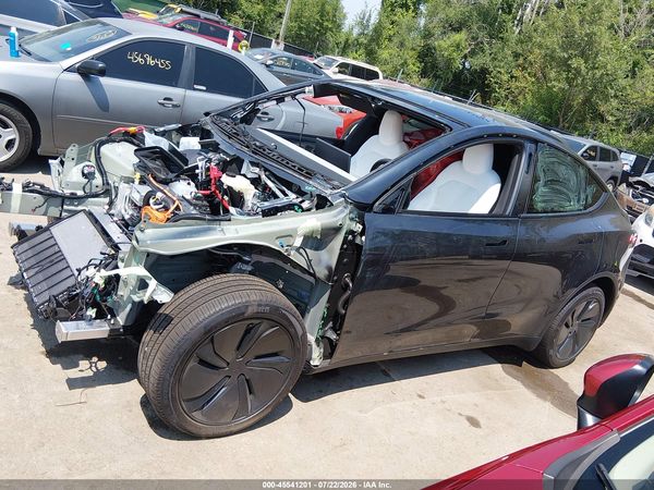 2026 TESLA MODEL Y