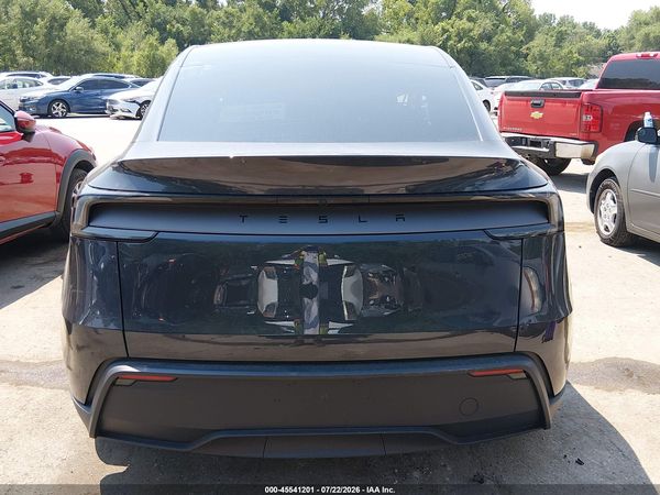 2026 TESLA MODEL Y