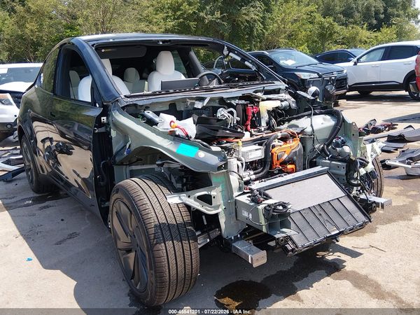 2026 TESLA MODEL Y