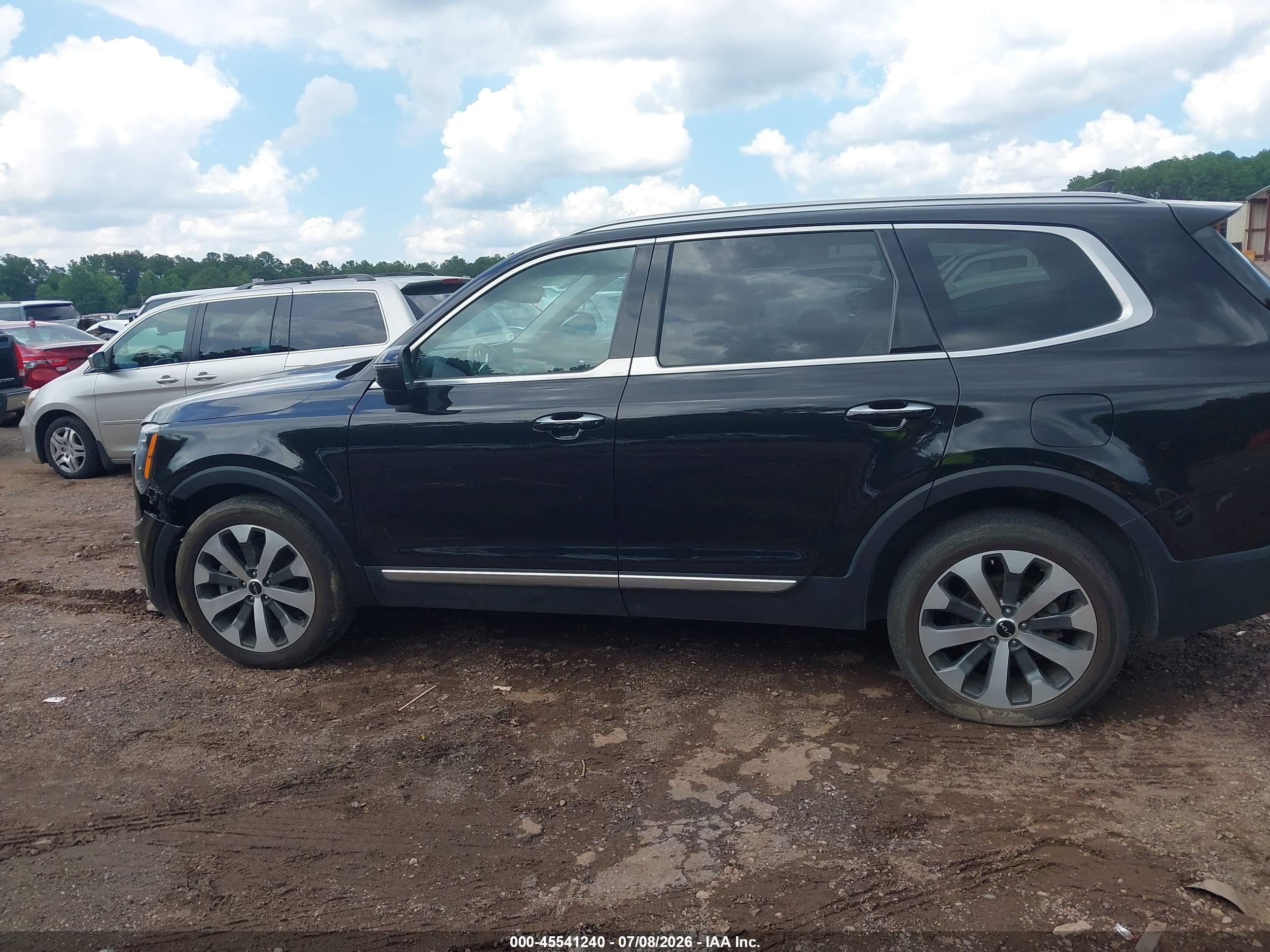 2022 KIA TELLURIDE S
