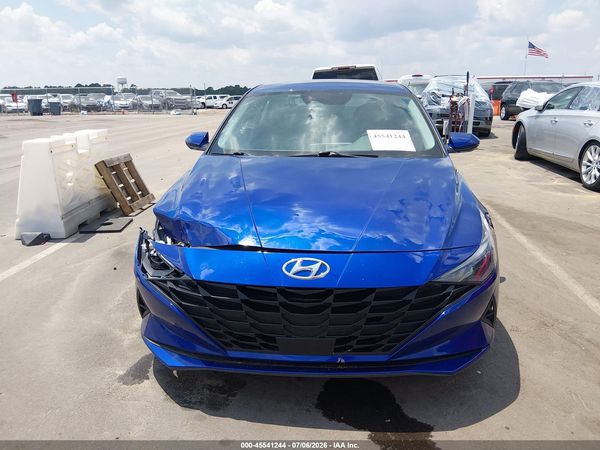 2022 HYUNDAI ELANTRA SEL