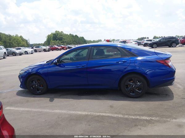 2022 HYUNDAI ELANTRA SEL
