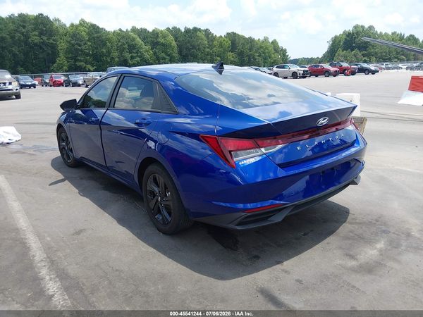 2022 HYUNDAI ELANTRA SEL