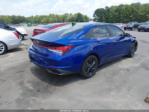2022 HYUNDAI ELANTRA SEL