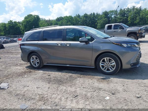 2026 TOYOTA SIENNA XLE — I116