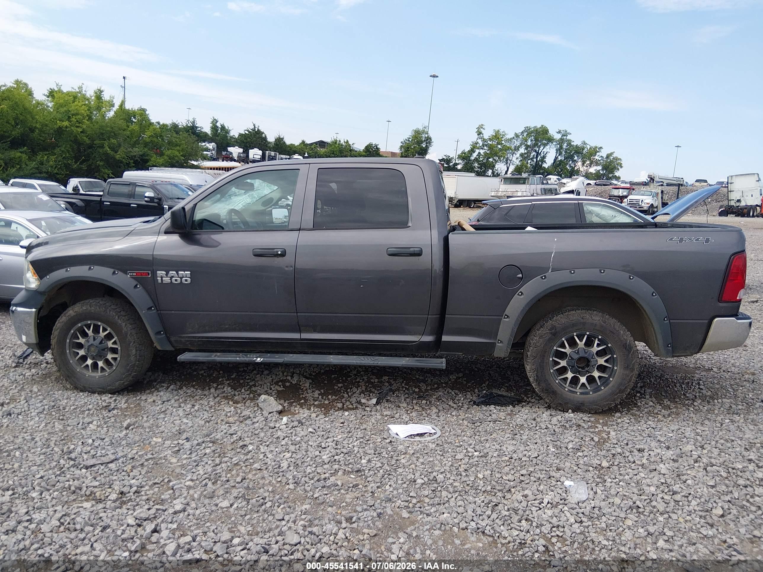 2016 RAM 1500 TRADESMAN