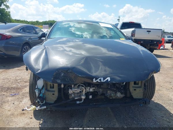 2025 KIA K4 LX