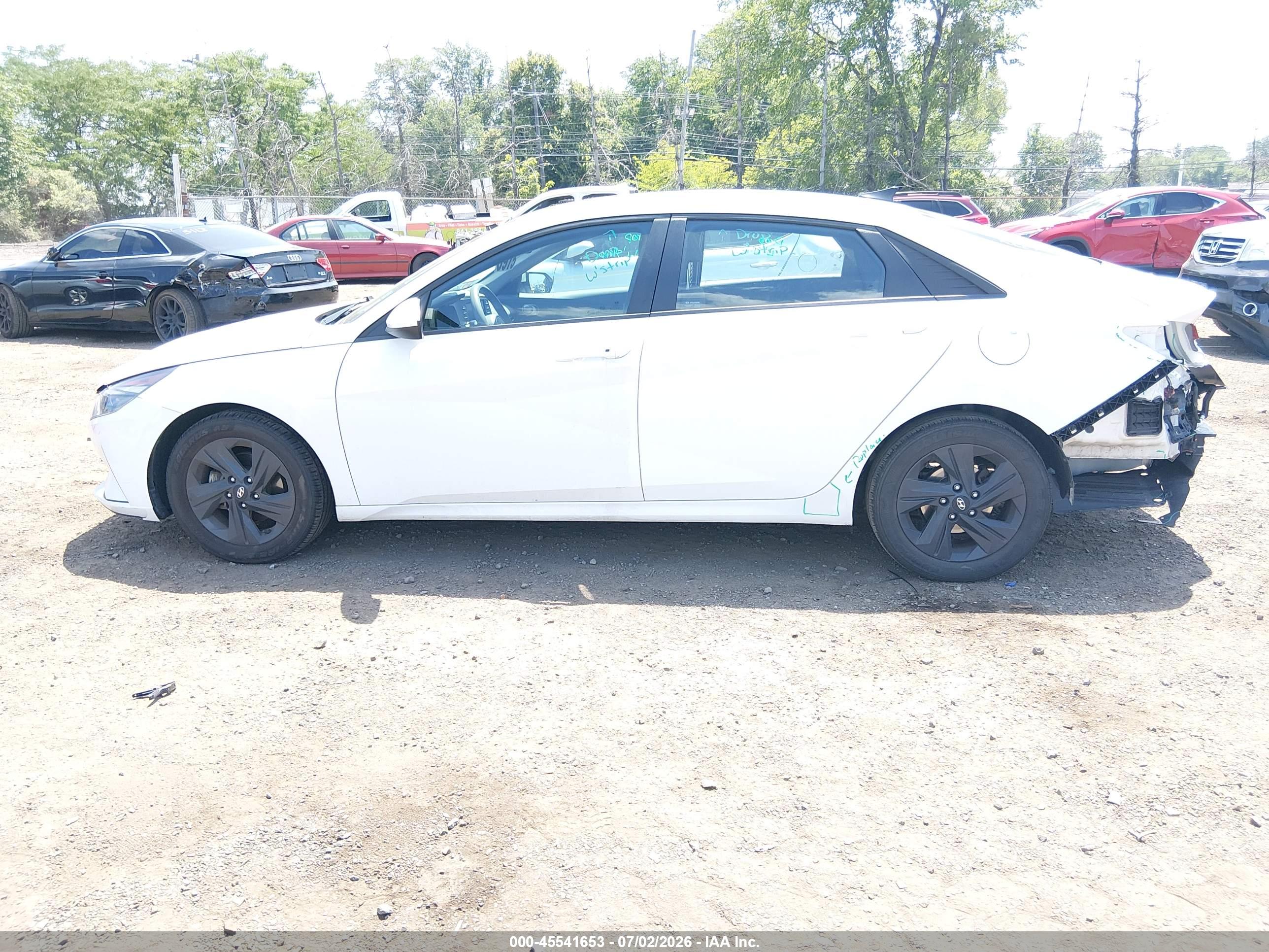 2023 HYUNDAI ELANTRA SEL