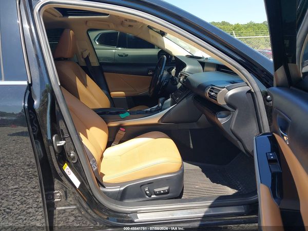 2016 LEXUS IS 300