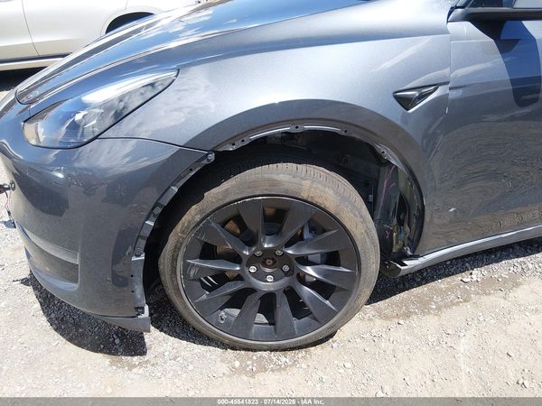 2023 TESLA MODEL Y — I6