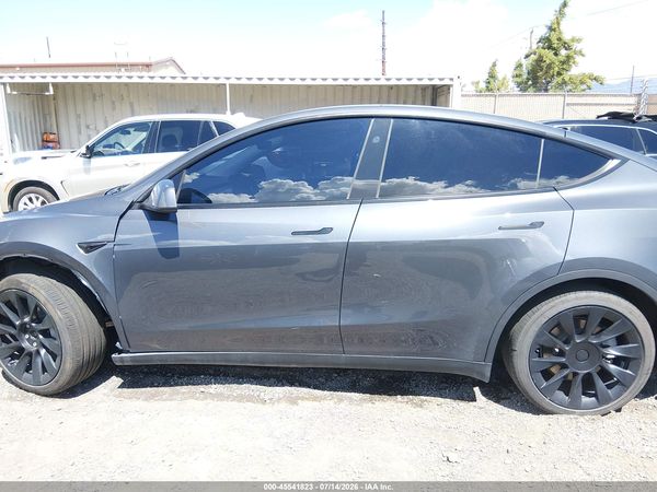 2023 TESLA MODEL Y — I117