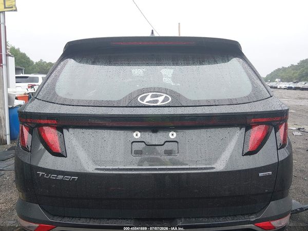2022 HYUNDAI TUCSON SE