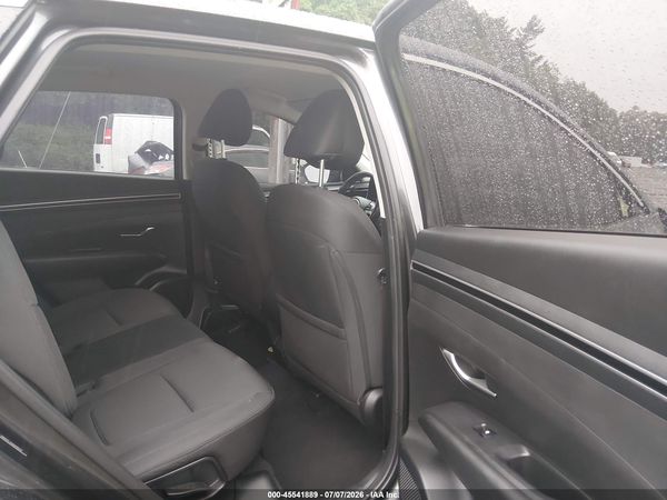 2022 HYUNDAI TUCSON SE