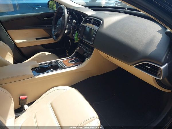 2017 JAGUAR XE 35T PRESTIGE