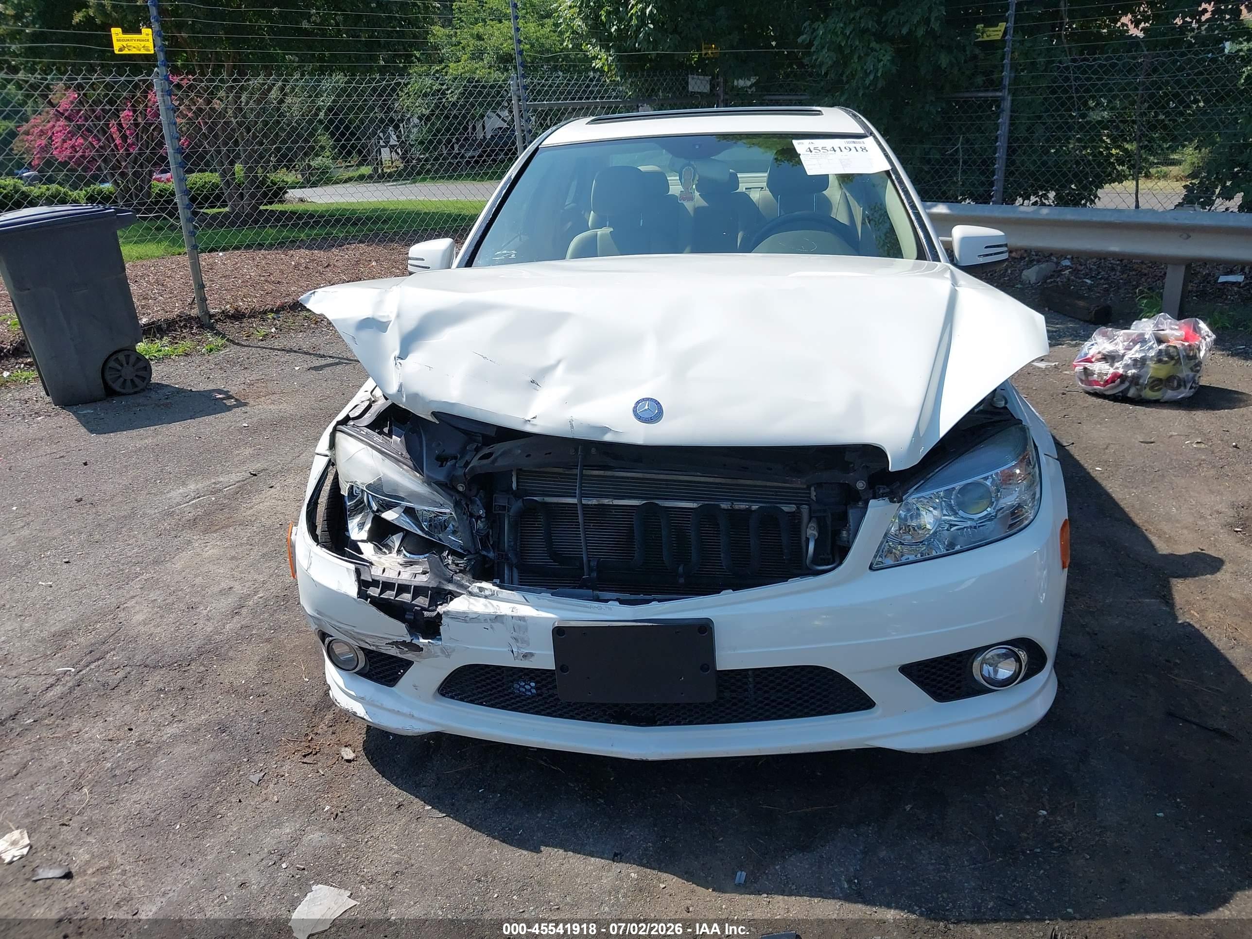 2010 MERCEDES-BENZ C 300 C300 4-MATIC