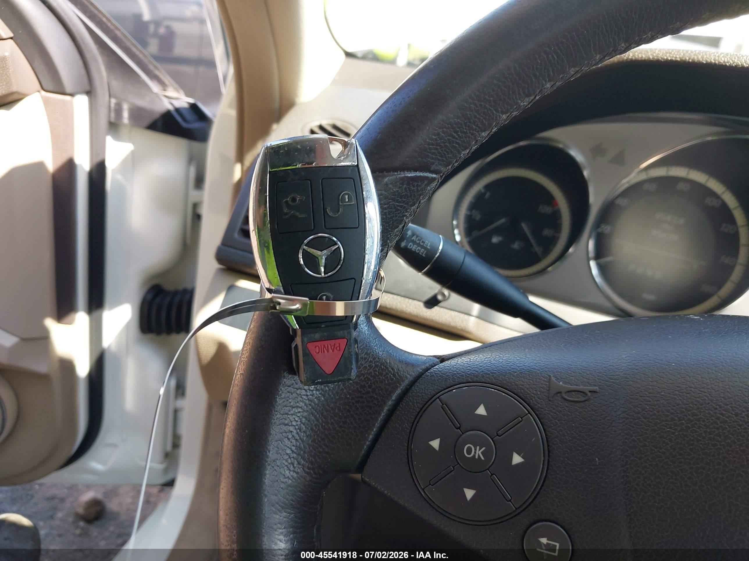 2010 MERCEDES-BENZ C 300 C300 4-MATIC