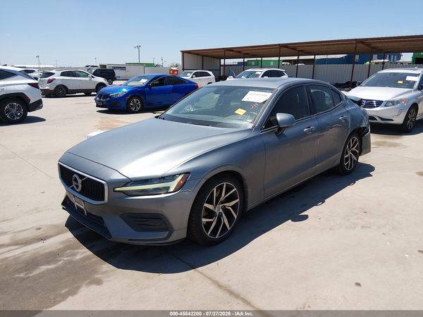 2020 VOLVO S60 T6 MOMENTUM