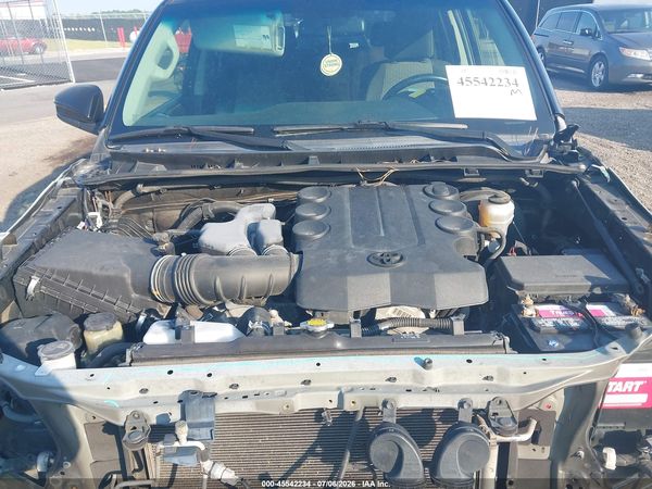 2016 TOYOTA 4RUNNER SR5